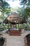 Real Mayab Hotel & Bungalows