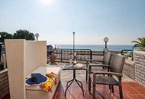 Toroni Blue Sea Hotel & Spa