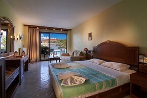 Toroni Blue Sea Hotel & Spa