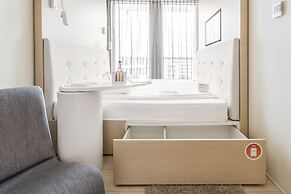 Sound Garden Hotel Airport