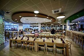 Sound Garden Hotel Airport