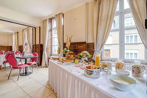 Brit Hotel Le Cygne