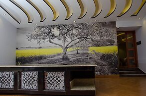 Best Western Plus Meridian Hotel