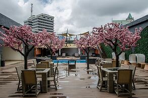 Best Western Plus Meridian Hotel