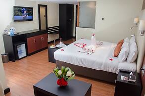 Best Western Plus Meridian Hotel