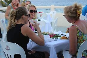 Villas De Rosa Beach Resort