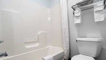 Belmont Inn and Suites