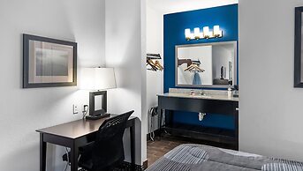 Belmont Inn and Suites