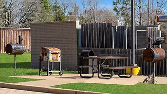 Belmont Inn and Suites