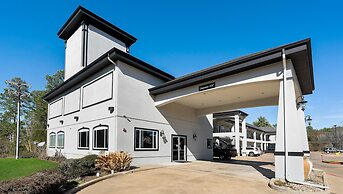 Belmont Inn and Suites