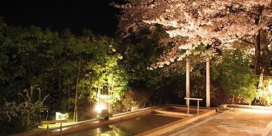 Satoyu Mukashibanashi Yuzanso Ryokan