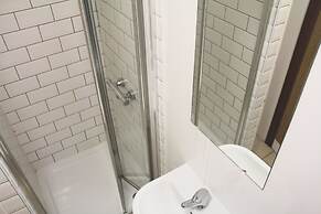 Rest Up London - Hostel