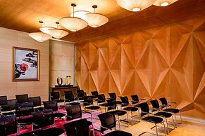 Sheraton Huzhou Taihu Lake Hot Spring Resort & Spa