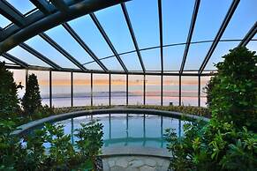 Sheraton Huzhou Taihu Lake Hot Spring Resort & Spa