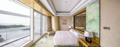 Sheraton Huzhou Taihu Lake Hot Spring Resort & Spa
