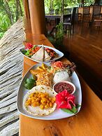 Copa De Arbol Beach & Rainforest Resort