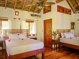 Copa De Arbol Beach & Rainforest Resort