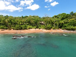 Copa De Arbol Beach & Rainforest Resort
