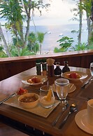 Copa De Arbol Beach & Rainforest Resort