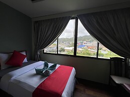 The Chilli by Golden Ray