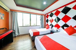 The Chilli by Golden Ray