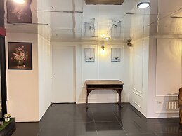 The Chilli by Golden Ray