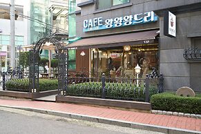 Yeongdeungpo VIP Hotel