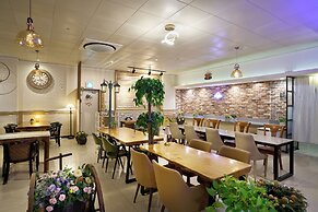 Yeongdeungpo VIP Hotel