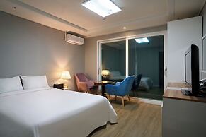 Yeongdeungpo VIP Hotel