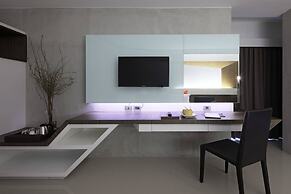 Nine Forty One Hotel