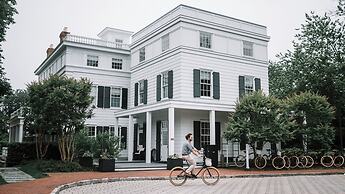 Topping Rose House