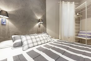 AinB Eixample Miró Apartments