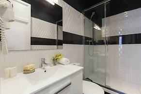 AinB Eixample Miró Apartments