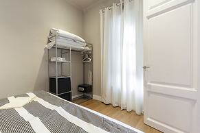 AinB Eixample Miró Apartments