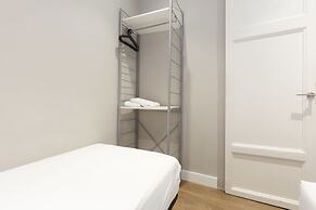 AinB Eixample Miró Apartments