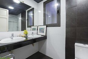 AinB Eixample Miró Apartments