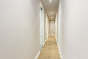 AinB Eixample Miró Apartments