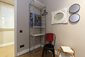 AinB Eixample Miró Apartments