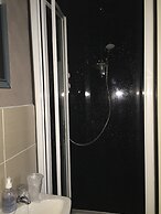 Trentham Private Hotel