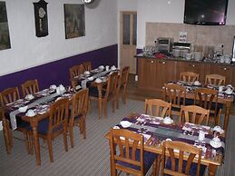 Trentham Private Hotel