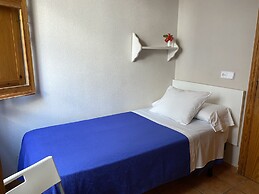 Hostal Moscatel