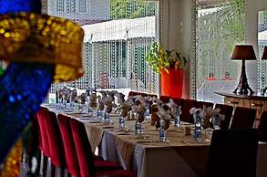 Nomad Suites Residence