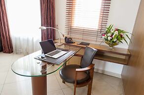 Nomad Suites Residence