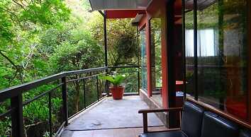 Hotel Forest Dreams Manakin