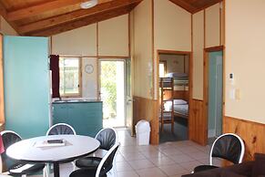 Lani's Holiday Island - Caravan Park