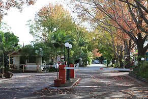 Lani's Holiday Island - Caravan Park