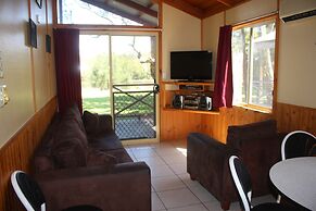 Lani's Holiday Island - Caravan Park