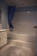 Lani's Holiday Island - Caravan Park