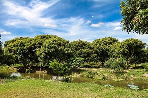 Mekong Riverside Boutique Resort & Spa