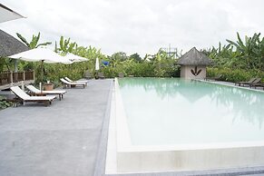 Mekong Riverside Boutique Resort & Spa